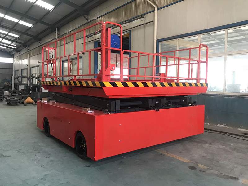 非標(biāo)移動(dòng)升降機(jī)