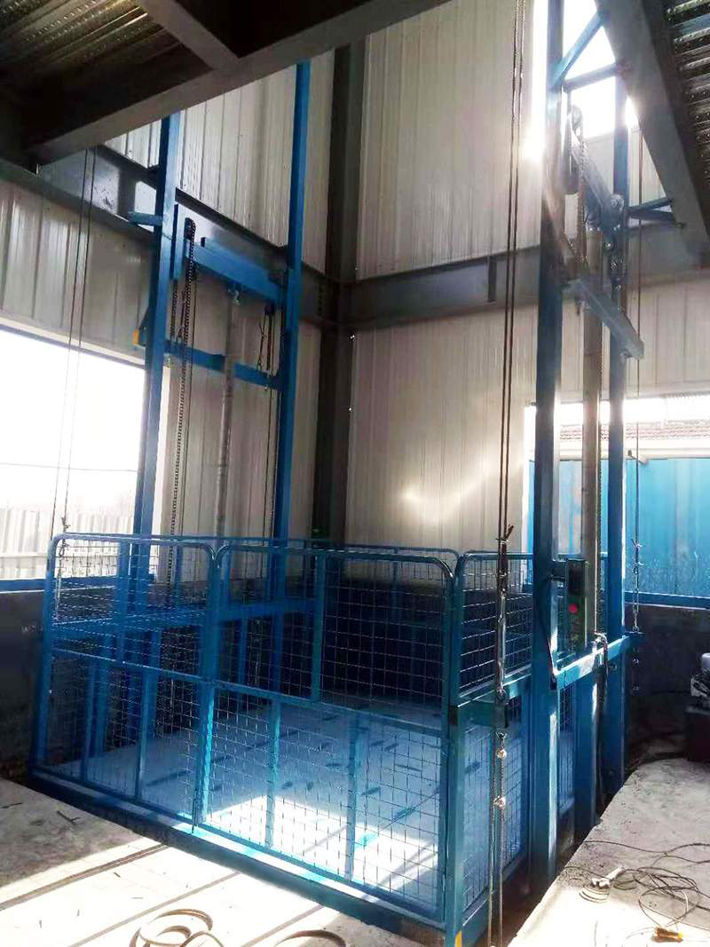 導(dǎo)軌升降平臺(tái)