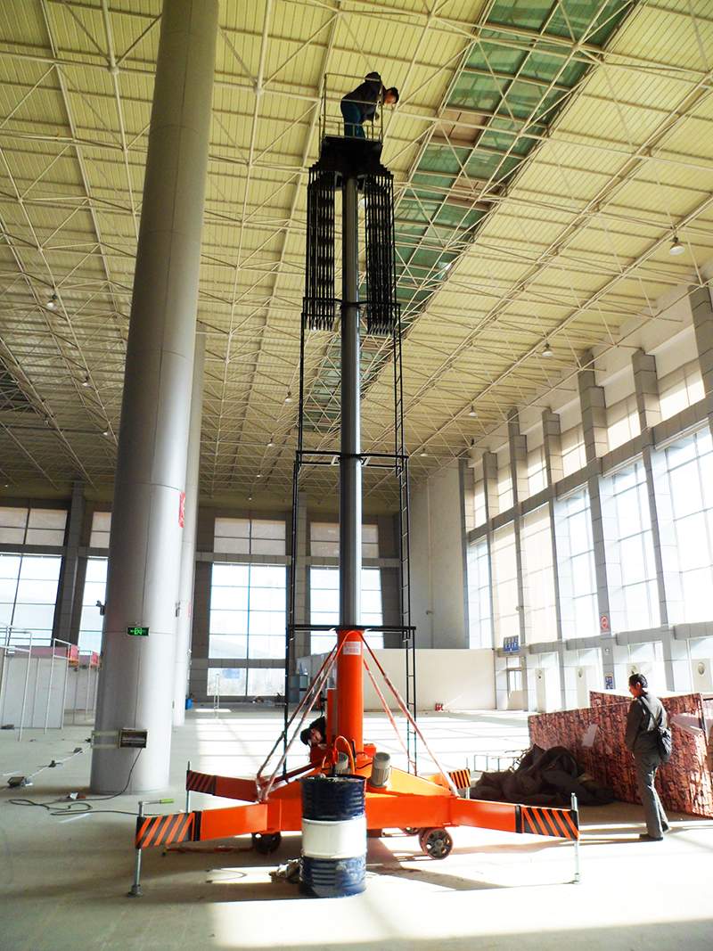 套缸式液壓升降平臺(tái)