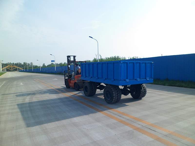 液壓升降平臺(tái)車