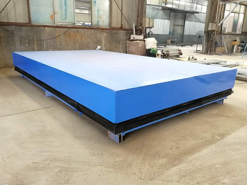 液壓升降平臺(tái)