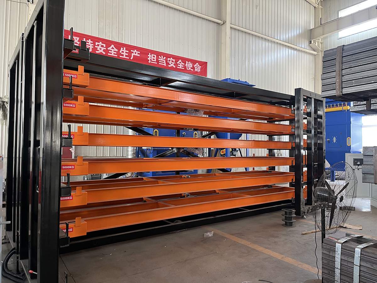 自動化板材料庫